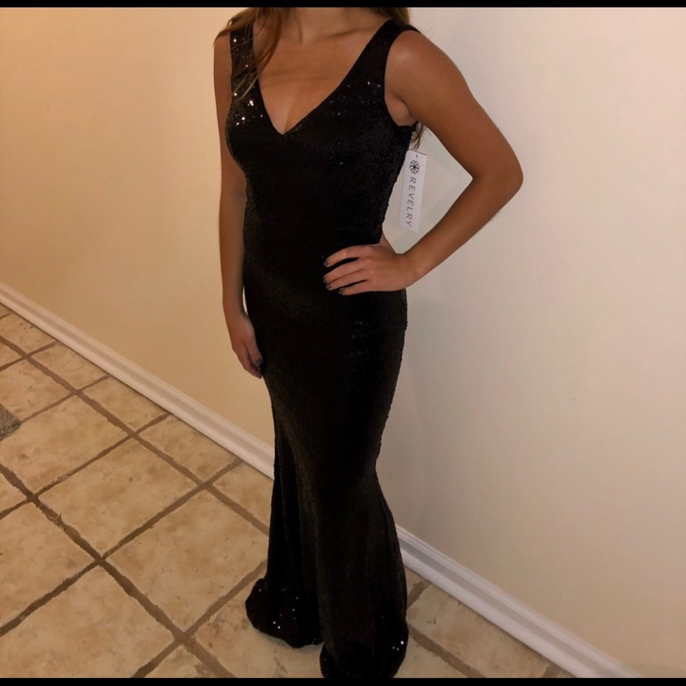 Revelry Dakota dress in black sequin. NWT! Perfect for prom